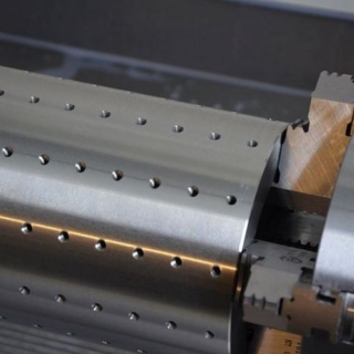 ARSTEEL - CNC-Bearbeitung: CNC-Fräsen, CNC-Drehen; Oberflächenbearbeitung - polnische Firma