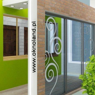 Oknoland Spółka z o.o. Produktion von PVC-Elementen und Aluminium-Elementen, Fenster, Wintergärten aus Polen